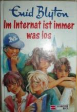 Im Internat ist immer was los - Hanni und Nanni / Tina und Tini / Dolly