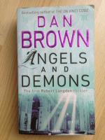 Dan Brown: Angels and Demons