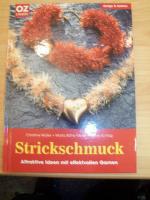 Strickschmuck - Attraktive Ideen mit effektvollen Garnen