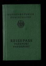 Reisepass der Bundesrepublik v. 1969 (ungültig) - mit Gebührenmarken