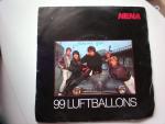 Nena: 99 Luftballons / Ich bleib im Bett