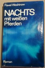 Nachts mit weißen Pferden