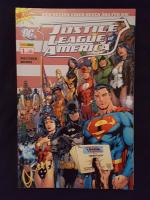 Justice League of America 1 - Aus der Asche