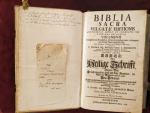 Biblia Sacra Vulgatae Editionis. Auctoritate Sixti V. et Clementis VIII. Pont. Max. Recognita. Volumen II.  Complectens Prophetas, Libros Machabaeorum, totumque Novum Testamentum. Notis Theologicis, Historicis, et Chronologicis illustratam studio. P. Thomae Aq. Erhard ex Ord. S. Benedicti in antiq. & exempto Congregationis Angelicae Wessofontano Monasterio Theoiologi et professi. Edit et Professi. Editio Sexta. / Bibel, oder Heilige Schrift, zweyter Theil. In sich haltend die grosse und kleinen Propheten, die Bücher der Machabäer und das ganze Neuen Testament / nach der Uralten / und in Latein gemeinen / auch von der Römisch-Catholischen Kirch bewährten Übersetzung; Mit vorgesetztem Lateinischen Text treulich auf jetzige Art zu reden. Zum erstenmahl also eingericht Von Thoma Aq. Erhard S. Benedicti Ordens. Sechster Druck. Cum Licentia Superiorum (1746).