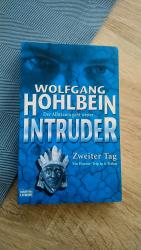 Hohlbein, Wolfgang. R12: Intruder