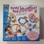 Shrinky Shiny Jewelry   ---   Male die Zauberformen an und schrumpfe sie im Backofen zu Schmuck!