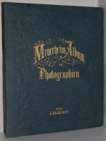 Meyerheim-Album in Photographien. (10 Orig. Abzüge auf Karton montiert).