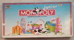 PARKER 054165100: Monopoly Junior  (ältere Version, länglicher Karton)[Kinderspiel]. Spielspaß für junge Spieler. Achtung: Nicht geeignet für Kinder unter 3 Jahren.