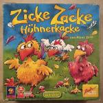 Zicke Zacke Hühnerkacke (Holzspielsteine)[Kinderspiel]. Spiel des Jahres 1998. Achtung: Nicht geeignet für Kinder unter 3 Jahren.