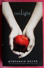 TWILIGHT (Roman in ENGLISCHER Sprache)