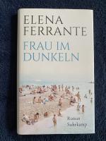 Frau im Dunkeln