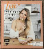 Giulia Groth: Love at first bite Giulia Groth: Love at first bite