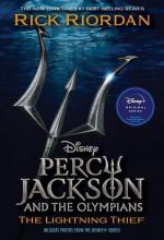 The Lightning Thief: Disney+ Tie in Edition (Percy Jackson and the Olympians, 1)