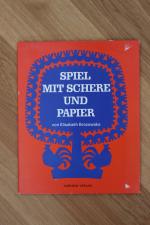 Elisabeth Brozowska: Spiel mit Schere un