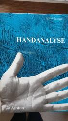 Myrah Lawrance: Handanalyse