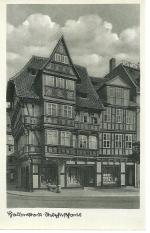 Halberstadt. Stelzfußhaus. Altes Haus mit "Stelzfuß" am Holzmarkt