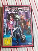 MONSTER HIGH Mega Monsterparty