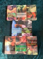 8 X Tess Gerritsen - Todsünde + Scheintod + Totengrund + Leichenraub + Blutmale + Schwesternmord + Der Meister + Die Chirurgin