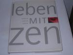 Ou Baholyodhin: Leben mit Zen.    . Wohn