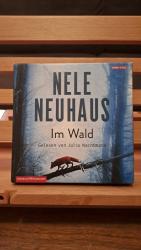 Nele  Neuhaus: Im Wald