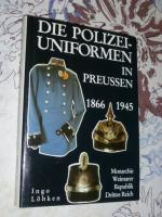 Ingo Löhken: Die Polizeiuniformen in Pre