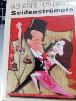 Seidenstrümpfe, Silk - Stokings, Satin und Seide. Musik: Cole Porter
