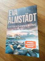 Eva Almstädt: Ostseedämmerung – Pia Kori