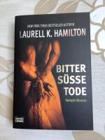 Laurell K. Hamilton: Bittersüße Tode – V
