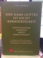 Der Name Gottes ist nicht Barmherzigkeit - Gottes eigener Anspruch heisst Gerechtigkeit. Zum Buch von Papst Franziskus: "Der Name Gottes ist Barmherzigkeit" ein Gespräch mit Andrea Tornielli.