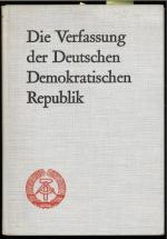 Verfassung der DDR vom 6. April 1968 (mit Besitzvermerk auf Buchdeckel)