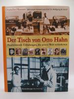 Manon Baukhage: Der Tisch von Otto Hahn Manon Baukhage: Der Tisch von Otto Hahn