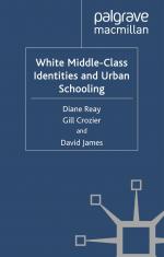 ISBN 9781349308903: White Middle-Class Identities and Urban Schooling