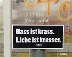 ISBN 9783785725795: Hass ist krass. Liebe ist krasser Geb. Ausg. von Barbara