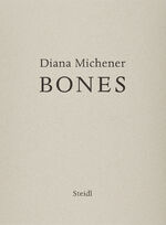 ISBN 9783969990124: Bones