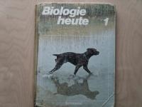 gebrauchtes Buch – Hrsg. von Strauß – Biologie heute 1. Ein Lehr- und Arbeitsbuch.