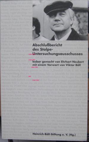 Abschlussbericht des Stolpe-Untersuchungsausschusses lesbar gemacht von Ehrhart Neubert. SW: Inoffizieller Mitarbeiter informeller inoffizielle Manfred […]