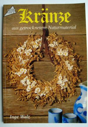 Kränze aus getrocknetem Naturmaterial (Tb)