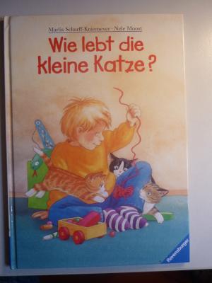 gebrauchtes Buch – Scharff-Kniemeyer, Marlis / Moost – Wie lebt die kleine Katze?