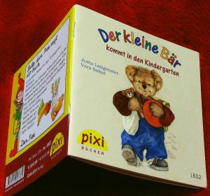 gebrauchtes Buch – Jutta Langreuter  – Der kleine Bär kommt in den Kindergarten. Pixi Bücher 1602. Mini-Buch