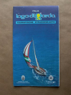 gebrauchtes Buch – Lago di Garda. Touristische Straßenkarte. [1 : 250.000 und 1 : 65.000.]