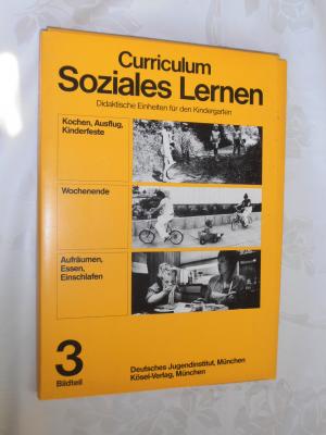 Kochen, Ausflug, Kinderfeste. Wochenende. Aufräumen. Essen. Einschlafen.