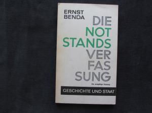 antiquarisches Buch – Ernst Benda – Die Notstandsverfassung: Im Anhang: Siebzehntes Gesetz zur Ergänzung des Grundgesetzes und Erklärung der Drei Mächte