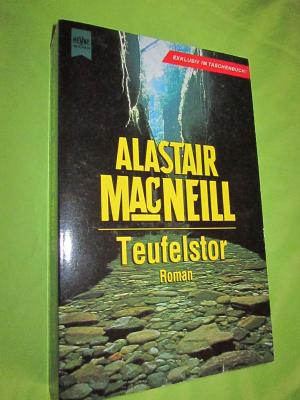 gebrauchtes Buch – Alastair MacNeill – Teufelstor.