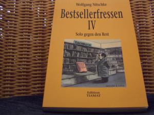 gebrauchtes Buch – Wolfgang Nitschke – Bestsellerfressen 4 Solo gegen den Rest.