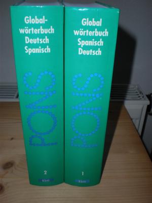 gebrauchtes Buch – 2 PONS Globalwörterbücher --  Deutsch/Spanisch und Spanisch/Deutsch