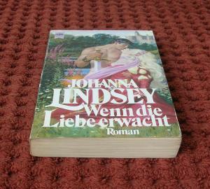 gebrauchtes Buch – Johanna Lindsey – Wenn die Liebe erwacht - Ritter