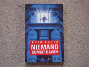 gebrauchtes Buch – Enzo Russo – Niemand kommt davon