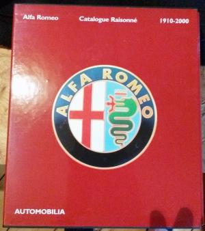 Bildtext: Alfa Romeo. Catalogue raisonné 1910-2000 (2 Bände im Schuber) von Paolo Altieri (Autor), Giovanni Lurani Cernuschi (Autor), Ippolito Alfieri (Autor), Marco Matteucci (Autor), Sergio Puttini (Autor), Luigi Fusi (Autor)