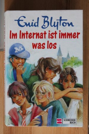 gebrauchtes Buch – Enid Blyton – Hanni und Nanni /Tina und Tini /Dolly