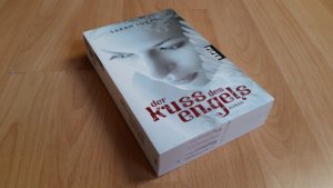 gebrauchtes Buch – Sarah Lukas – Der Kuss des Engels gebrauchtes Buch – Sarah Lukas – Der Kuss des Engels